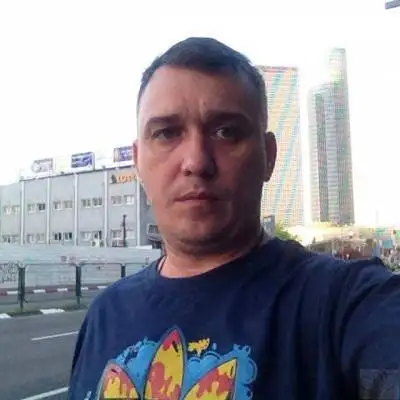 Yura, 51Тель Авив 
