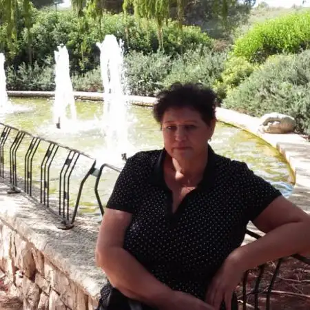 Larisa, 69Хедера 