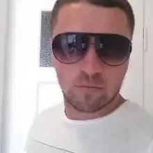 Dominik, 41