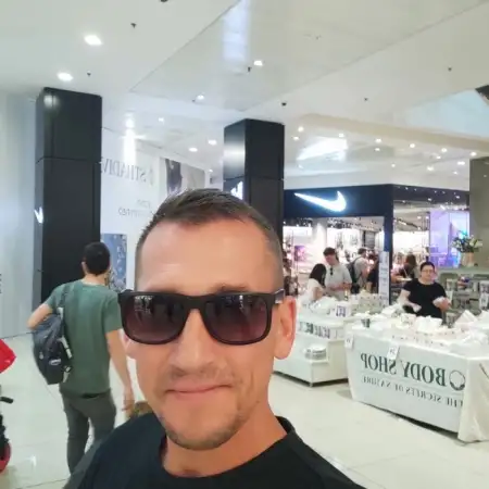 Александр, 45Петах Тиква 