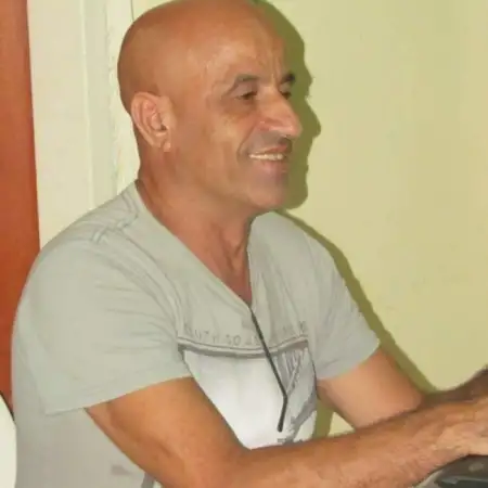 משה, 68Нес Циона 