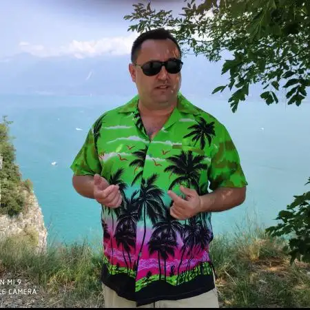 Фото Serguei 3 La Garda lake, Italy 2019