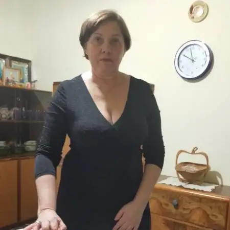 Larysa, 57