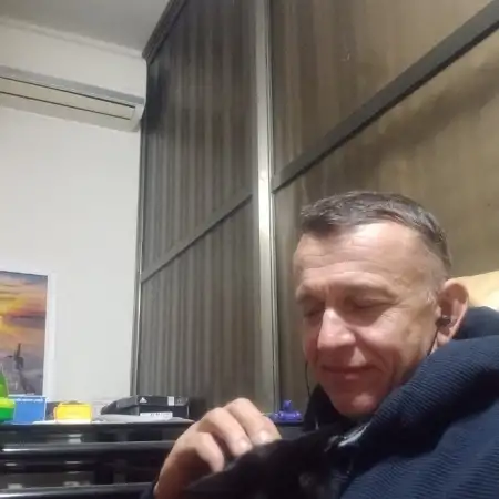 Эдди, 54Бат Ям 