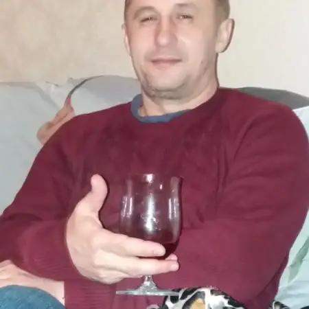 Sebastien, 47