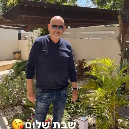 פליקס, 74Ришон ле Цион 