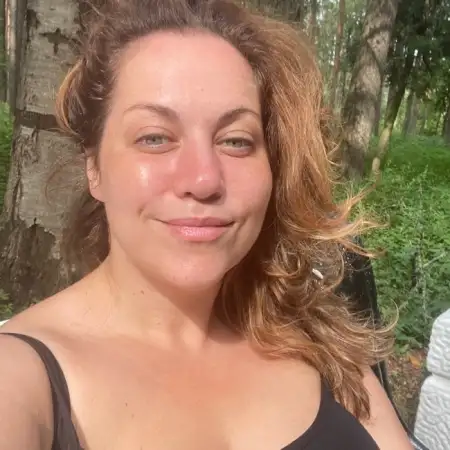 Юлия, 42