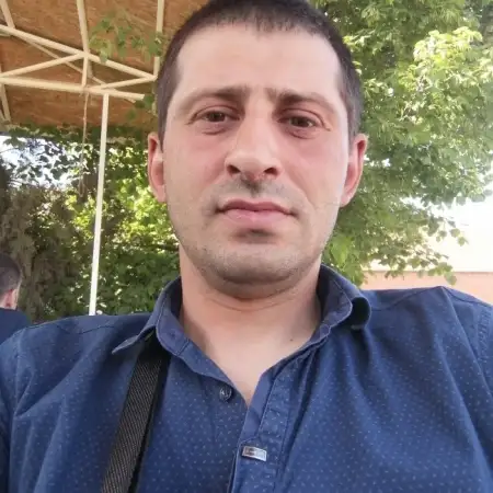 Михаил, 39Петах Тиква 