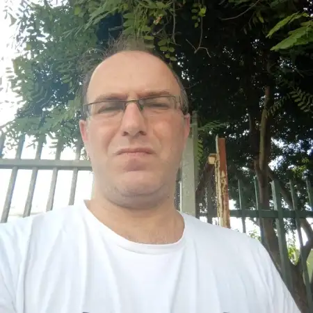 דניאל, 49Тель Авив