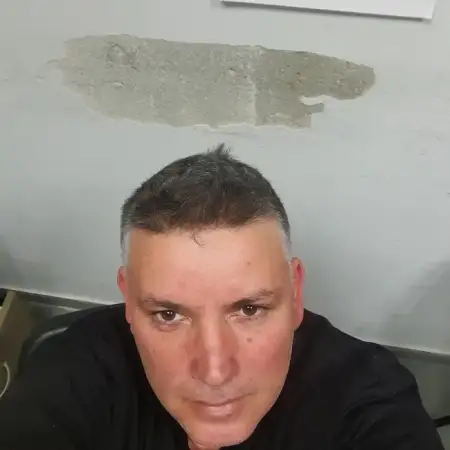 שחר, 54Кирьят Гат 
