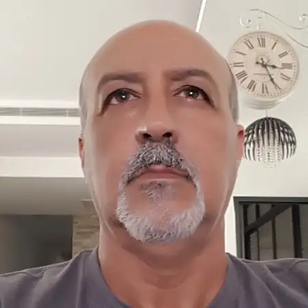 Avi, 66 Наария