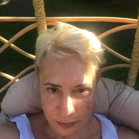 Юлия, 55