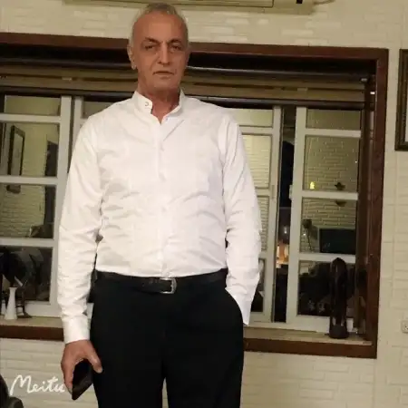 אלי, 71Бат Ям 
