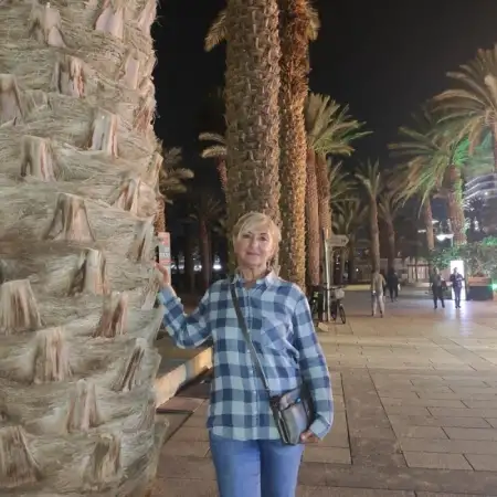 Iryna, 59Иерусалим