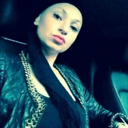 Olga, 44