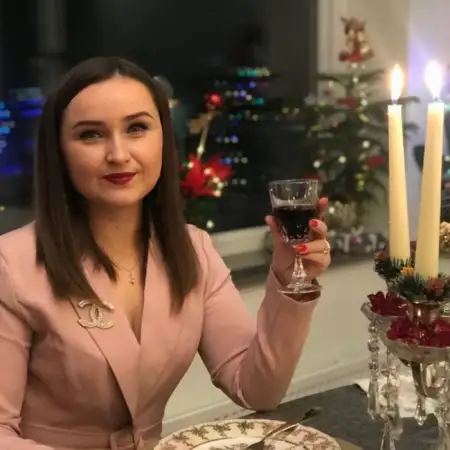 Talia, 36