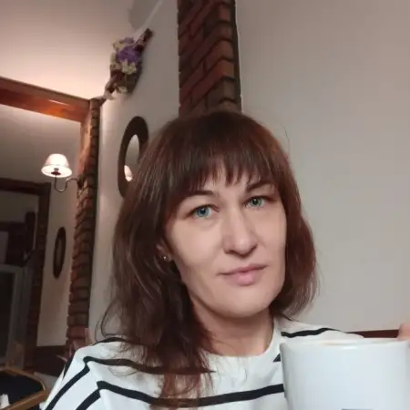 Tetiana, 38