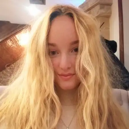 Елизавета, 29