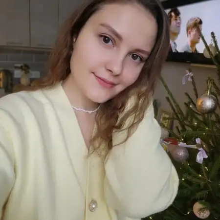 Надежда, 27