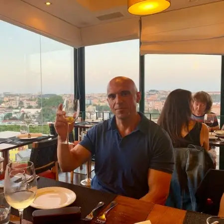 Вадим, 60