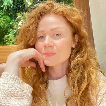 Ксения, 43