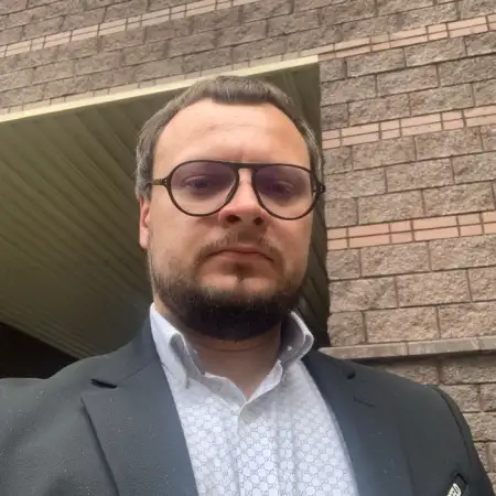 Artem, 42