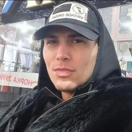 Дмитрий, 47