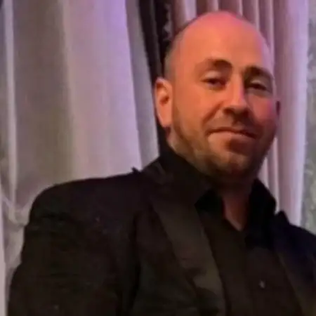 Aaron, 40