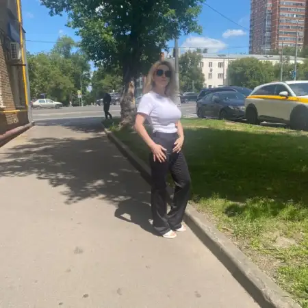 RODIKA, 51