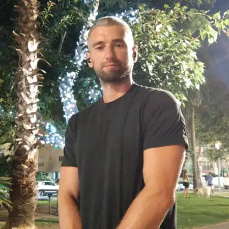 DZMITRY, 38