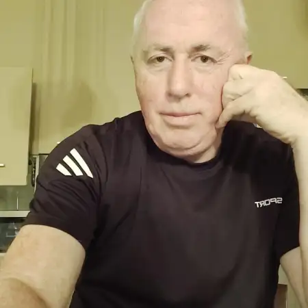 אומרי, 68Холон 