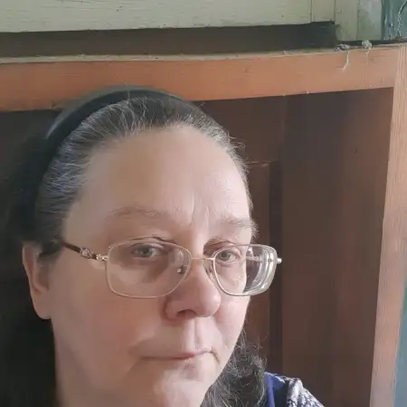 Надежда, 56