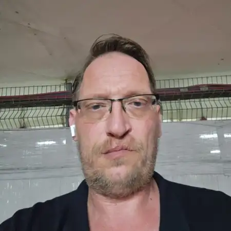 Denis, 47Гедера 
