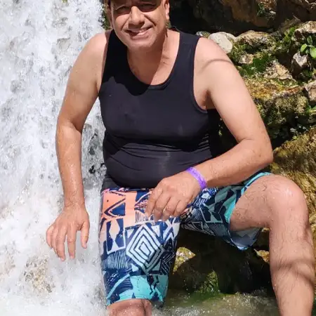 שמעון, 48Петах Тиква 