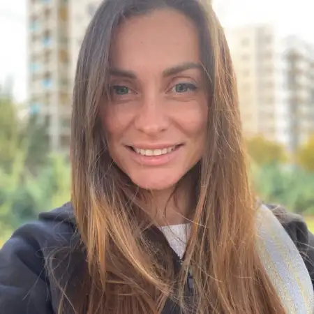 Александра, 40