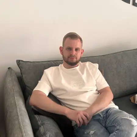 Roni, 26Кирьят Гат 