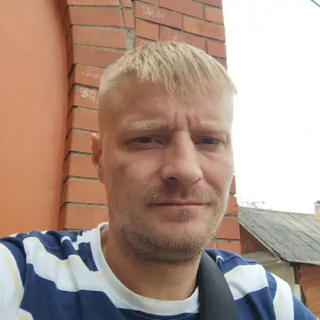 Aleksejs, 39Петах Тиква 