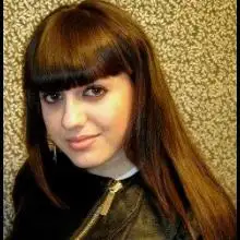 Yuliia, 33