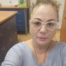 Фото דורית 3 במשרד