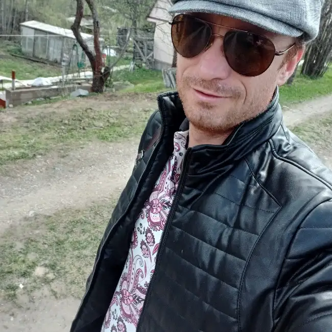 Алексей, 36 - 2 половинка