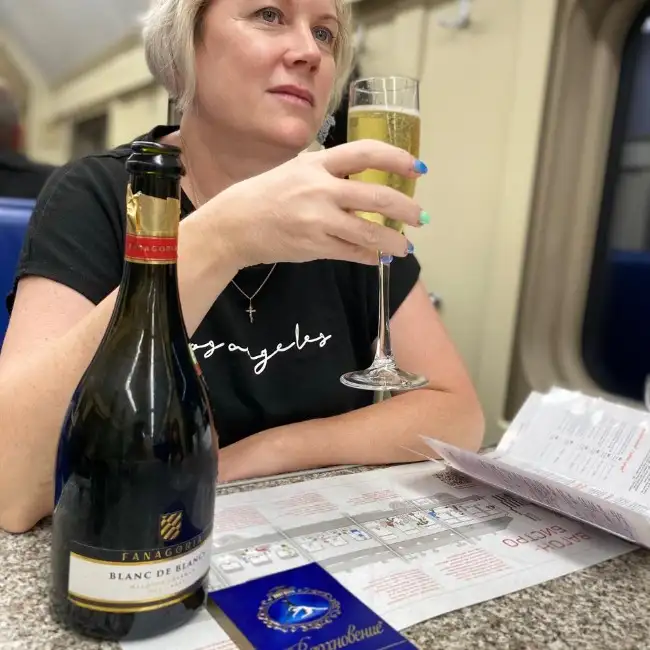NATALIA, 48