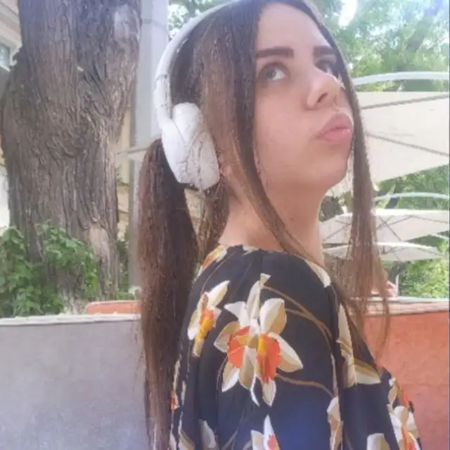 Соня, 22 - 2 половинка