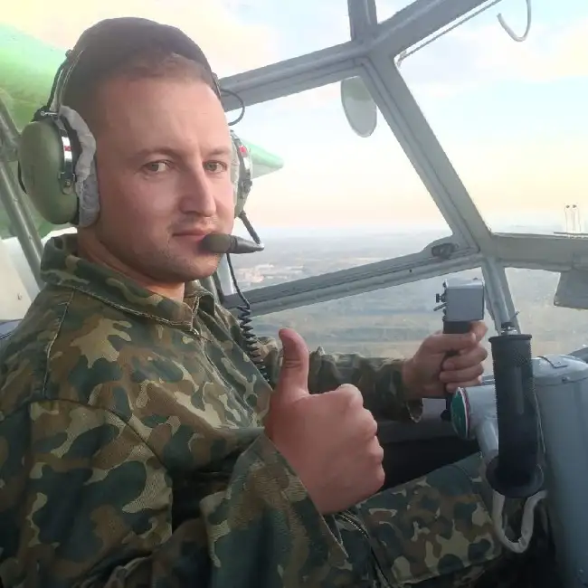 Григорий · 37 ·