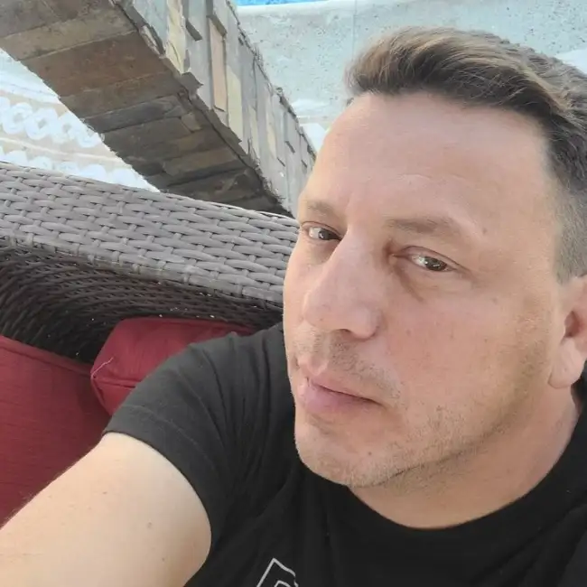 Dan, 46, Петах Тиква - 2 половинка