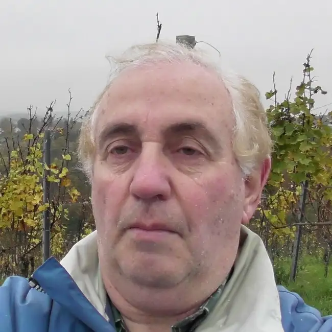 Mikhail, 70 - 2 половинка