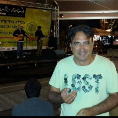 קובי, 44  года Реховот желает найти на израильском сайте знакомств Женщину
