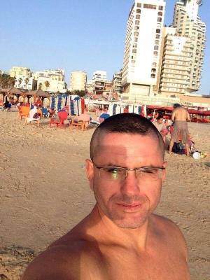 Игорь, 45  лет Кфар Саба хочет встретить на сайте знакомств   в Израиле