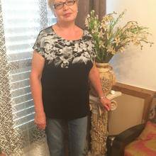 Ирина, 70  лет Димона желает найти на израильском сайте знакомств 