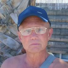 Алекс, 61  год Хайфа хочет встретить на сайте знакомств   в Израиле